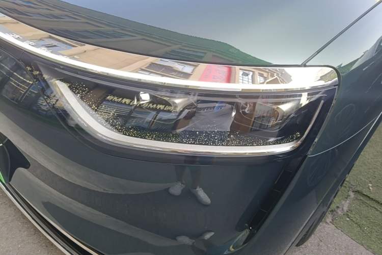 Used Hima AITO M8 2025 Extended-Range Ultra Version 53.4 kWh 6-Seater Edition Left Front Headlight