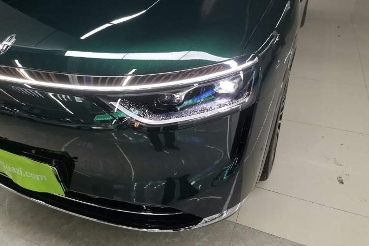 Used Hima AITO M8 2025 Extended-Range Ultra Version 53.4 kWh 6-Seater Edition Left Front Headlight