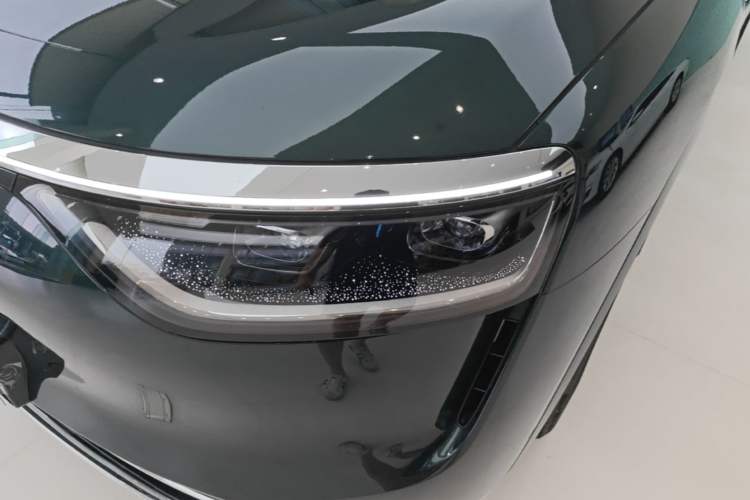 Used Hima AITO M8 2025 Extended-Range Max+ Version 53.4 kWh 6-Seater Edition Left Front Headlight