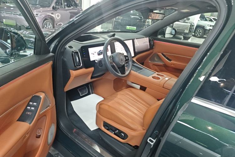 Used Hima AITO M8 2025 Extended-Range Ultra Version 53.4 kWh 6-Seater Edition Left Front Seat