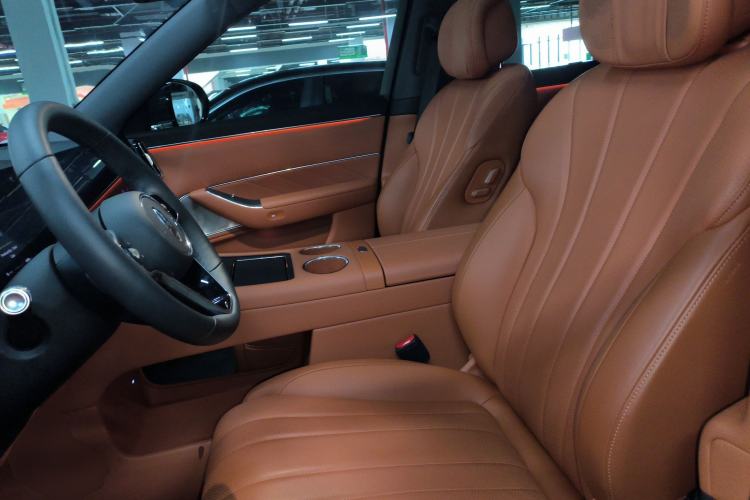 Used Hima AITO M8 2025 Extended-Range Ultra Version 53.4 kWh 6-Seater Edition Left Front Seat