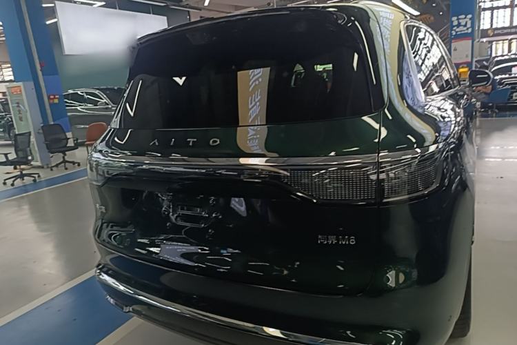 Used Hima AITO M8 2025 Extended-Range Max+ Version 53.4 kWh 5-Seater Edition Rear