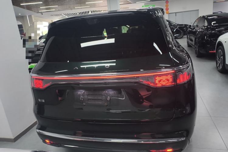Used Hima AITO M8 2025 Extended-Range Ultra Version 53.4 kWh 6-Seater Edition Rear