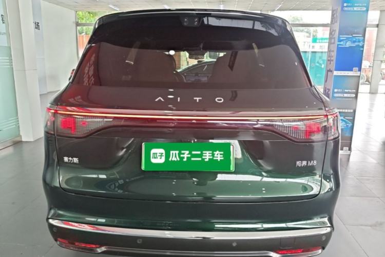 Used Hima AITO M8 2025 Extended-Range Ultra Version 53.4 kWh 6-Seater Edition Rear