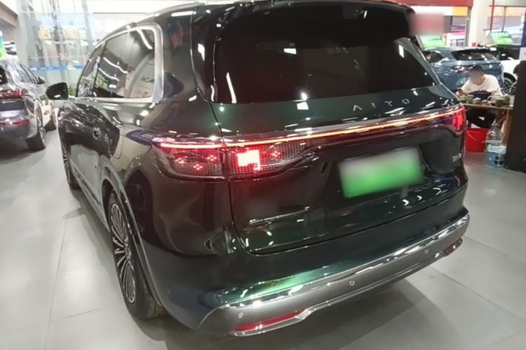 Used Hima AITO M8 2025 Extended-Range Ultra Version 53.4 kWh 6-Seater Edition Rear Left 45 Deg