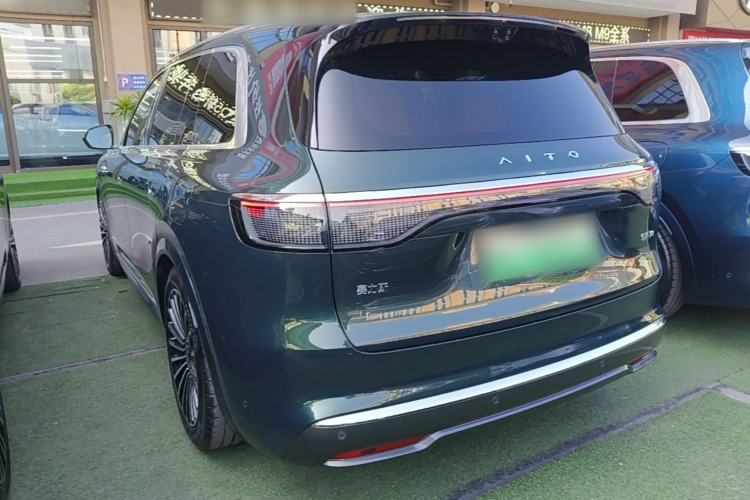 Used Hima AITO M8 2025 Extended-Range Ultra Version 53.4 kWh 6-Seater Edition Rear Left 45 Deg