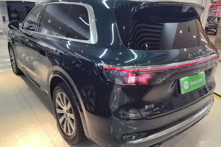 Used Hima AITO M8 2025 Extended-Range Ultra Version 53.4 kWh 6-Seater Edition Rear Left 45 Deg