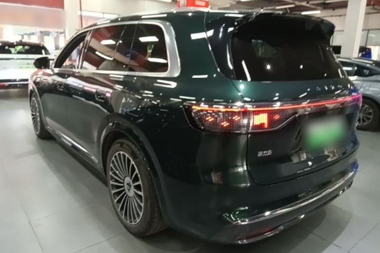Used Hima AITO M8 2025 Extended-Range Ultra Version 53.4 kWh 6-Seater Edition Rear Left 45 Deg