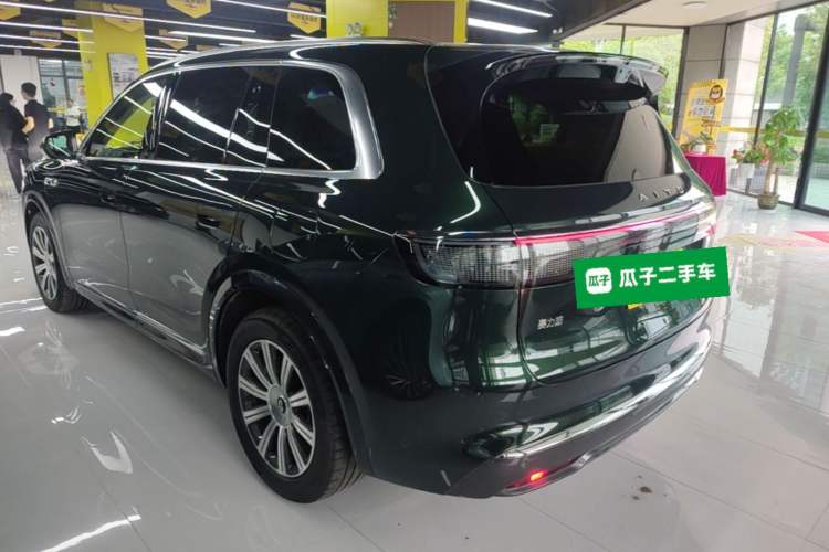 Used Hima AITO M8 2025 Extended-Range Max+ Version 53.4 kWh 6-Seater Edition Rear Left 45 Deg