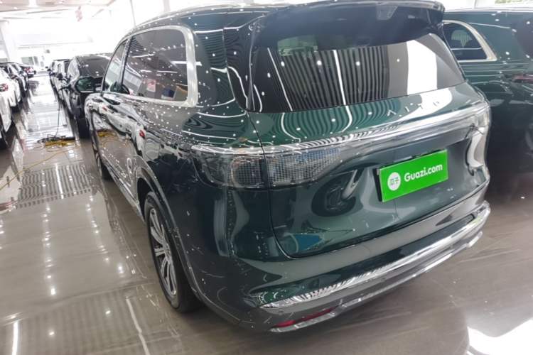 Used Hima AITO M8 2025 Extended-Range Max+ Version 53.4 kWh 6-Seater Edition Rear Left 45 Deg