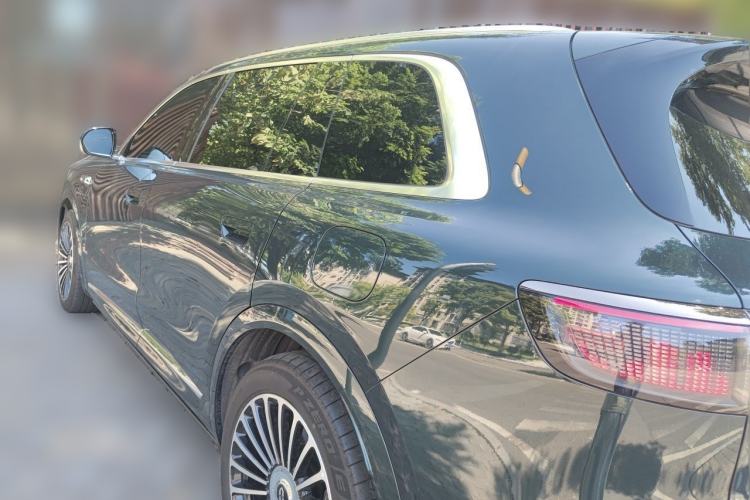 Used Hima AITO M8 2025 Extended-Range Max+ Version 53.4 kWh 6-Seater Edition Rear Left 45 Deg