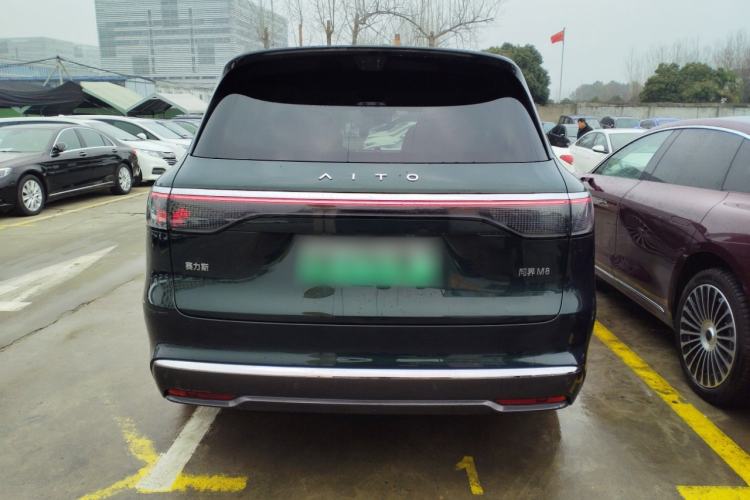 Used Hima AITO M8 2025 Extended-Range Ultra Version 53.4 kWh 6-Seater Edition Rear