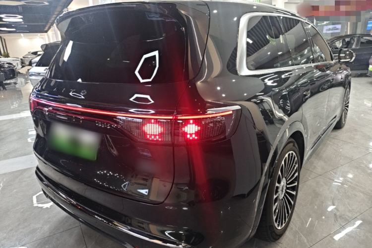 Used Hima AITO M8 2025 Extended-Range Ultra Version 53.4 kWh 6-Seater Edition Rear Right 45 Deg