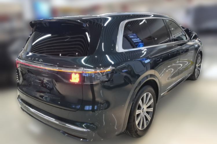 Used Hima AITO M8 2025 Extended-Range Ultra Version 53.4 kWh 6-Seater Edition Rear Right 45 Deg