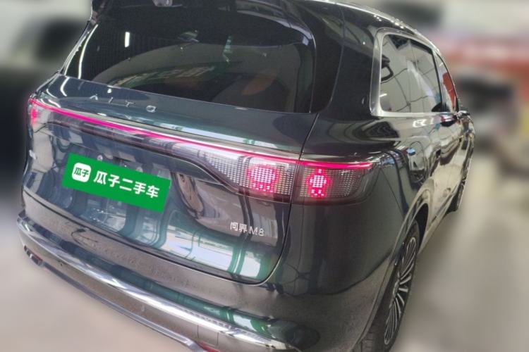Used Hima AITO M8 2025 Extended-Range Ultra Version 53.4 kWh 6-Seater Edition Rear Right 45 Deg