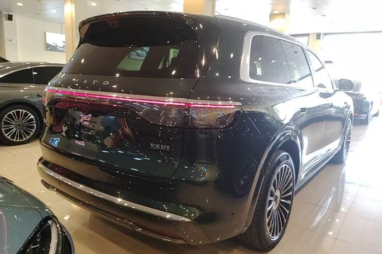 Used Hima AITO M8 2025 Extended-Range Ultra Version 53.4 kWh 6-Seater Edition Rear Right 45 Deg