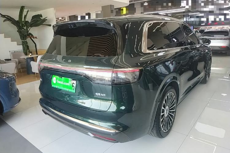 Used Hima AITO M8 2025 Extended-Range Ultra Version 53.4 kWh 6-Seater Edition Rear Right 45 Deg