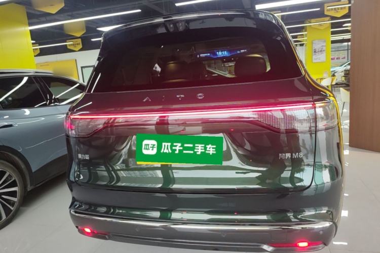 Used Hima AITO M8 2025 Extended-Range Max+ Version 53.4 kWh 6-Seater Edition Rear
