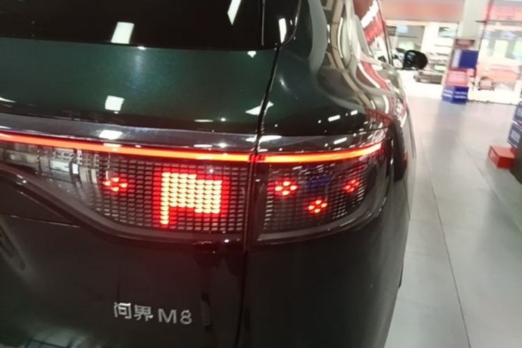 Used Hima AITO M8 2025 Extended-Range Ultra Version 53.4 kWh 6-Seater Edition Right Rear Taillight