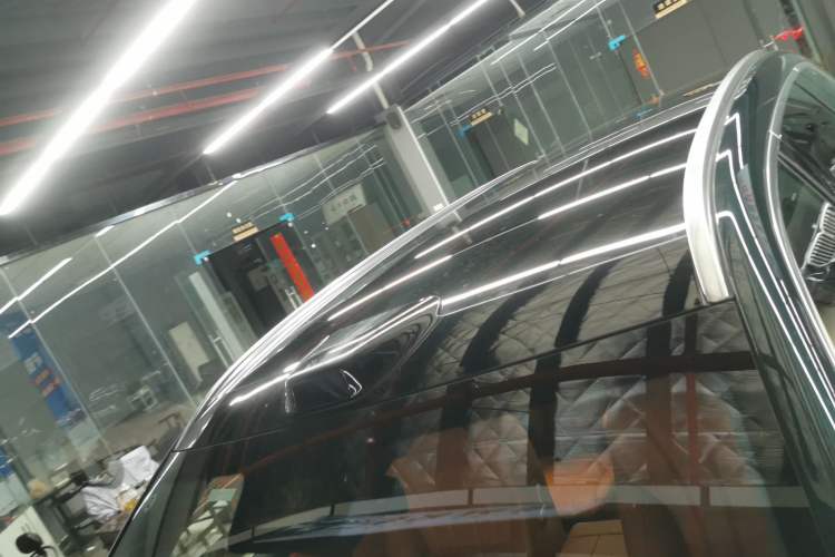 Used Hima AITO M8 2025 Extended-Range Max+ Version 53.4 kWh 6-Seater Edition Roof