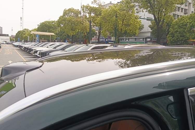 Used Hima AITO M8 2025 Extended-Range Max+ Version 53.4 kWh 5-Seater Edition Roof