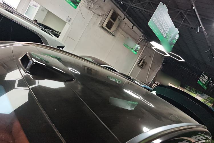 Used Hima AITO M8 2025 Extended-Range Ultra Version 53.4 kWh 6-Seater Edition Roof