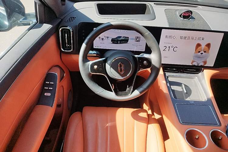 Used Hima AITO M8 2025 Extended-Range Ultra Version 53.4 kWh 6-Seater Edition Steering Wheel