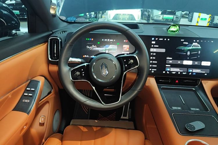 Used Hima AITO M8 2025 Extended-Range Max+ Version 53.4 kWh 5-Seater Edition Steering Wheel