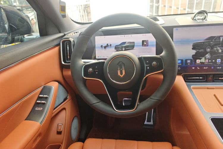 Used Hima AITO M8 2025 Model, Pure Electric Max+ Six-Seat Long-Range Version Steering Wheel