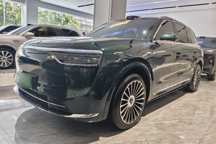 Hima AITO M8 2025 Extended-Range Ultra Version 53.4 kWh 6-Seater Edition