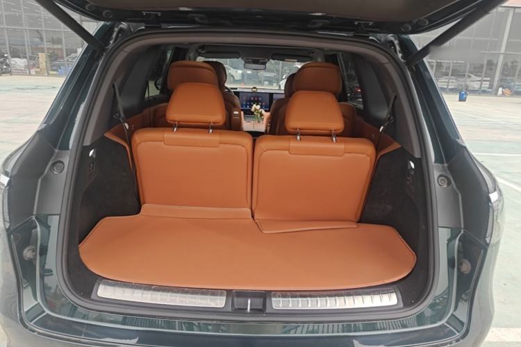 Used Hima AITO M8 2025 Extended-Range Max+ Version 53.4 kWh 6-Seater Edition Trunk