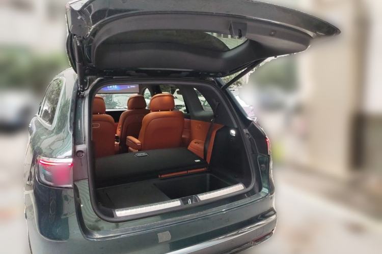 Used Hima AITO M8 2025 Extended-Range Ultra Version 53.4 kWh 6-Seater Edition Trunk