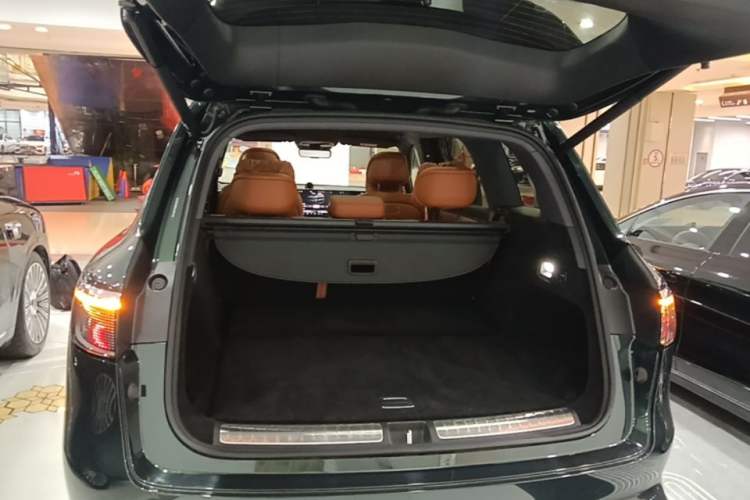 Used Hima AITO M8 2025 Extended-Range Max+ Version 53.4 kWh 5-Seater Edition Trunk