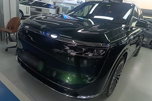 Used Hima AITO M8 2025 Extended-Range Ultra Version 53.4 kWh 6-Seater Edition