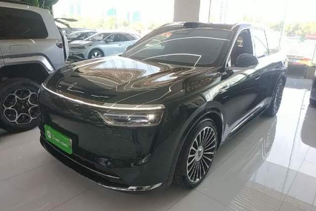 Used Hima AITO M8 2025 Extended-Range Ultra Version 53.4 kWh 6-Seater Edition