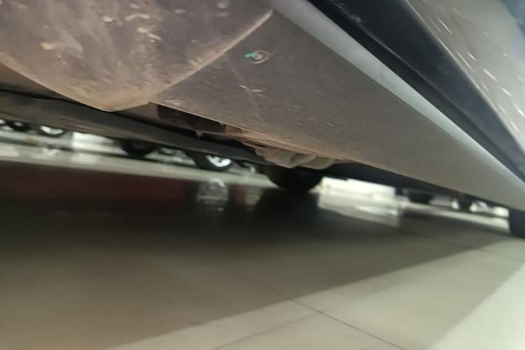 Used Hima AITO M8 2025 Extended-Range Max+ Version 53.4 kWh 6-Seater Edition Chassis Rear Right