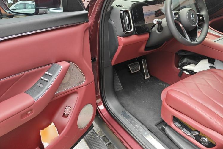 Used Hima AITO M8 2025 Extended-Range Ultra Version 53.4 kWh 6-Seater Edition Driver Seat