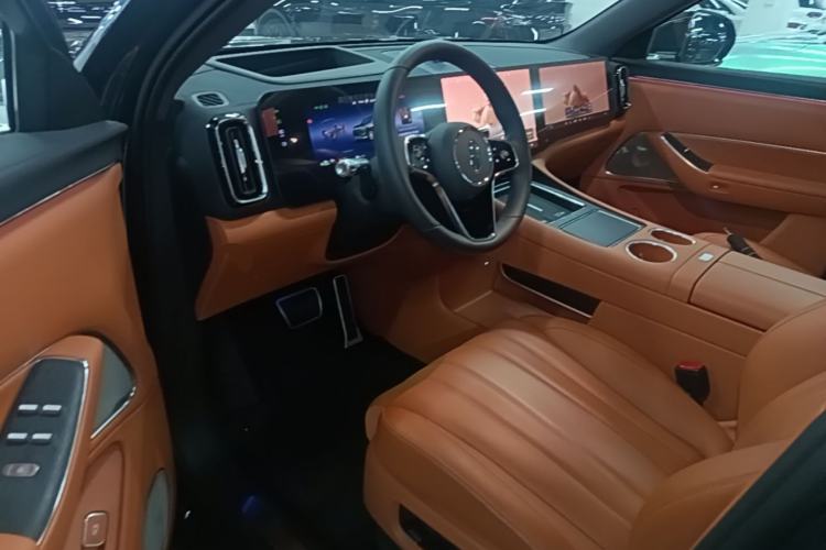 Used Hima AITO M8 2025 Extended-Range Max+ Version 53.4 kWh 6-Seater Edition Driver Seat