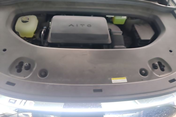 Used Hima AITO M8 2025 Extended-Range Ultra Version 53.4 kWh 5-Seater Edition Engine Bay