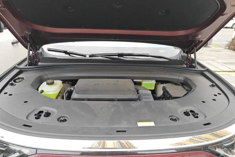 Used Hima AITO M8 2025 Extended-Range Ultra Version 53.4 kWh 6-Seater Edition Engine Bay