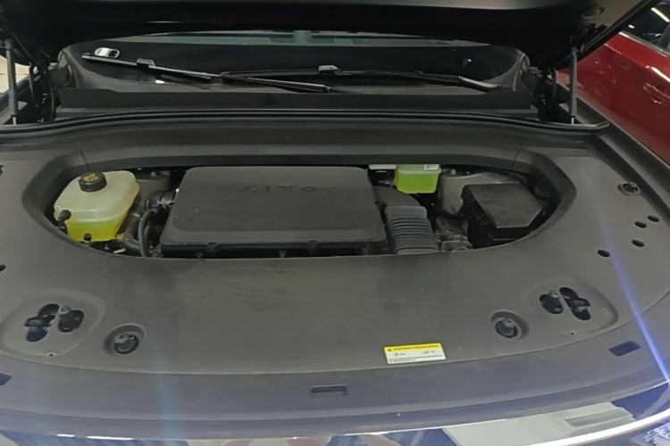 Used Hima AITO M8 2025 Extended-Range Max+ Version 53.4 kWh 6-Seater Edition Engine Bay