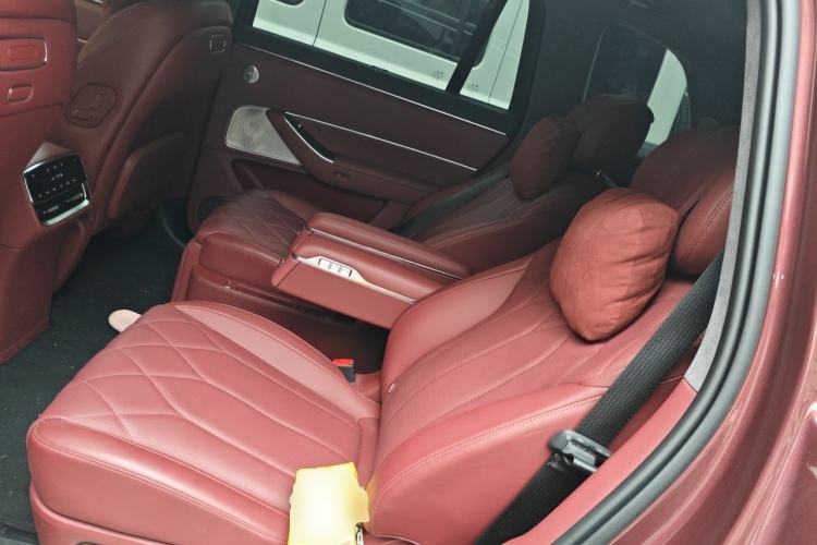Used Hima AITO M8 2025 Extended-Range Ultra Version 53.4 kWh 6-Seater Edition Left Rear Seat