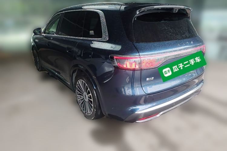 Used Hima AITO M8 2025 Extended-Range Ultra Version 53.4 kWh 5-Seater Edition Rear Left 45 Deg