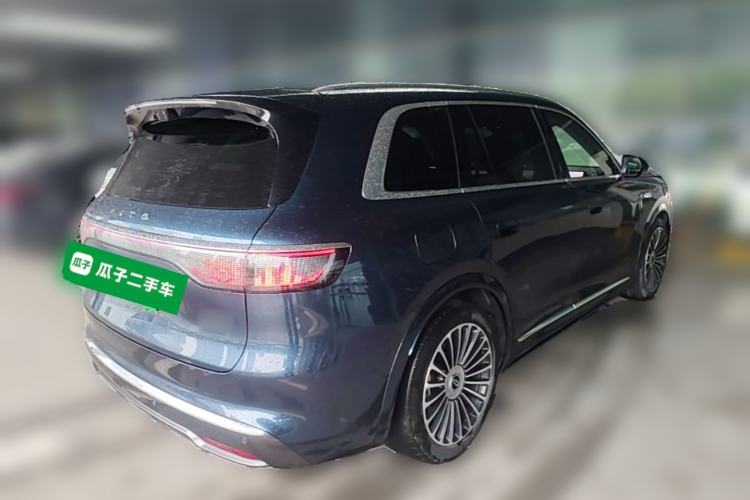 Used Hima AITO M8 2025 Extended-Range Ultra Version 53.4 kWh 5-Seater Edition Rear Right 45 Deg