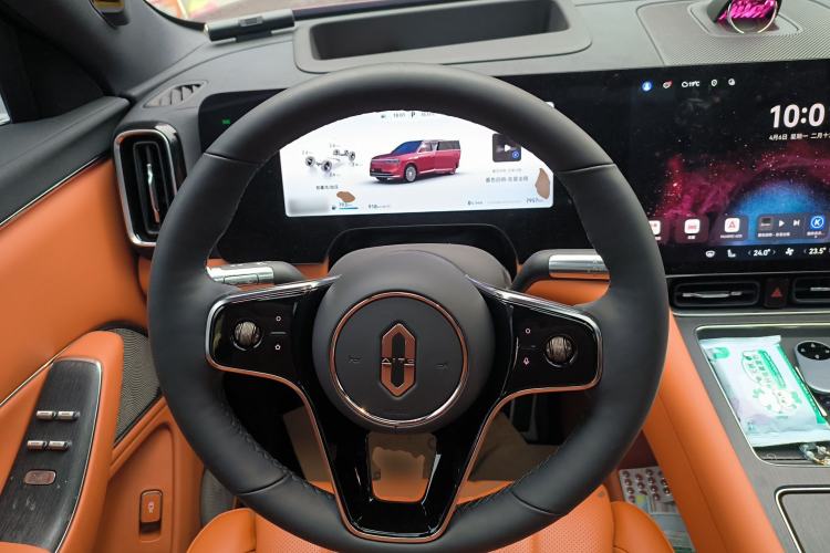Used Hima AITO M8 2025 Extended-Range Max+ Version 53.4 kWh 6-Seater Edition Steering Wheel