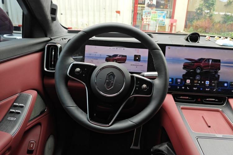 Used Hima AITO M8 2025 Extended-Range Ultra Version 53.4 kWh 6-Seater Edition Steering Wheel