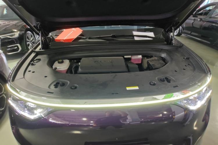 Used Hima AITO M8 2025 Extended-Range Max+ Version 53.4 kWh 5-Seater Edition Engine Bay