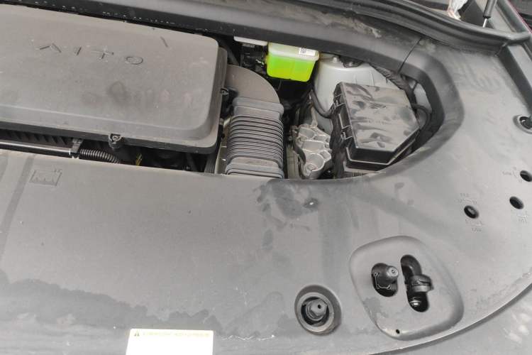 Used Hima AITO M8 2025 Extended-Range Max+ Version 53.4 kWh 5-Seater Edition Engine Bay Left