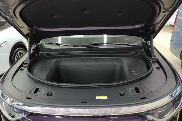 Used Hima AITO M8 2025 Model, Pure Electric Max+ Six-Seat Long-Range Version Engine Bay