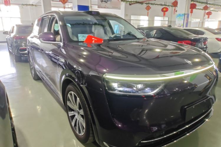 Used Hima AITO M8 2025 Extended-Range Max+ Version 53.4 kWh 5-Seater Edition Front Right 45 Deg